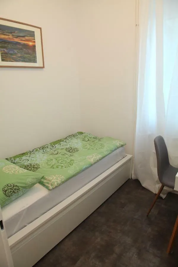 Writer'S Place Hotel Ljubljana 2*,